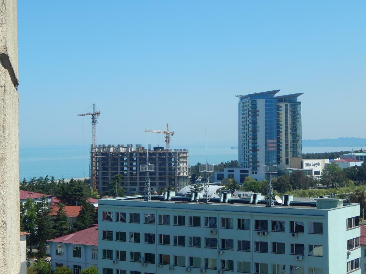 Apartment First Line From Sea Batoumi Extérieur photo